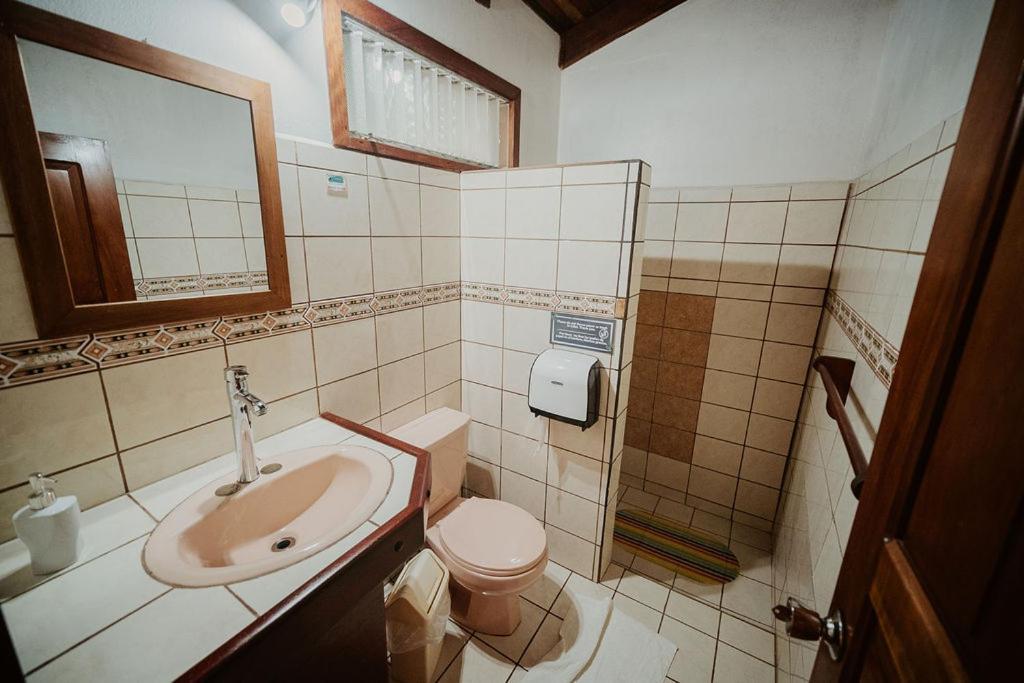 Lodge Mirador - Great Swimming Pool - Kitchen - Bbq - Netflix